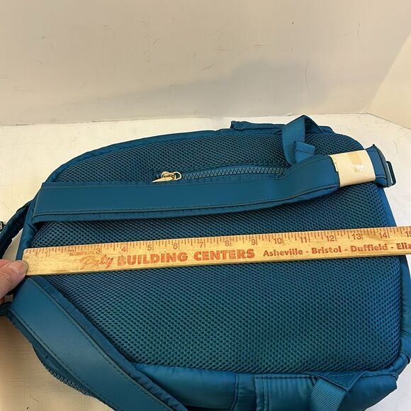 Laundry Puffy Shelli Segal quilted backpack Turquoise LA 15x12 plush +access new - Picture 9 of 11